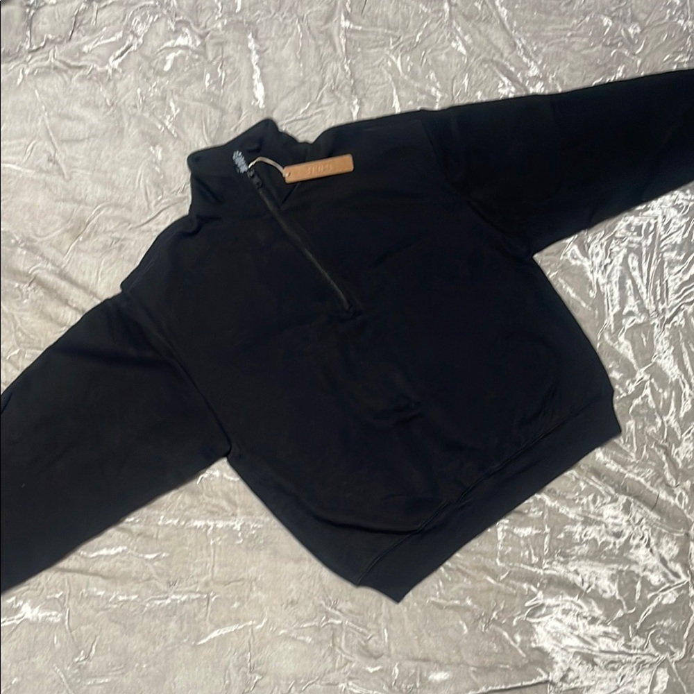 SKIMS Black Zip-Up Top